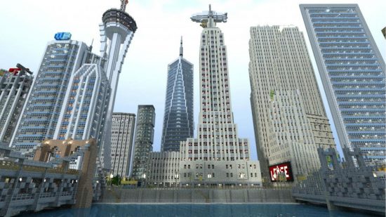 New Port Notch best Minecraft builds: The skyscrapers and tower blocks of New Port Notch reaching up to the sky, as viewed from the river.