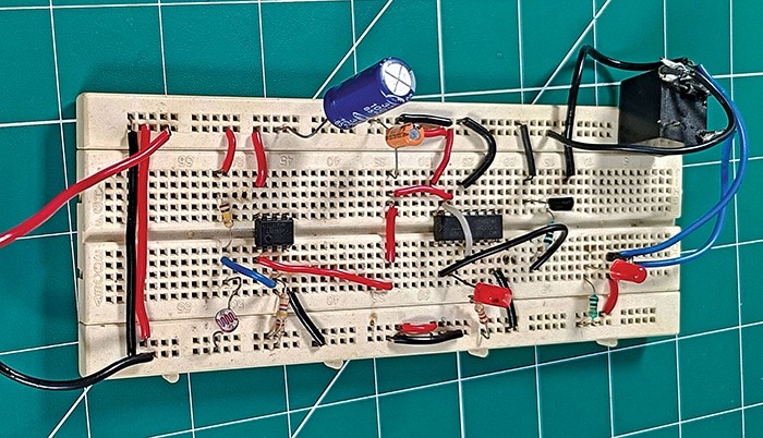 Breadboard setup for DIY Light-Activated Switch Using LDR